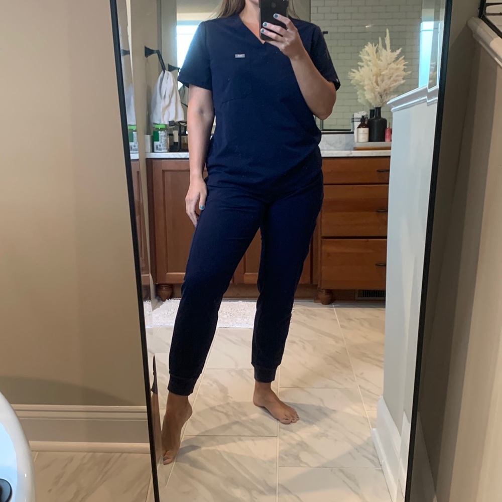 Figs Scrub Set